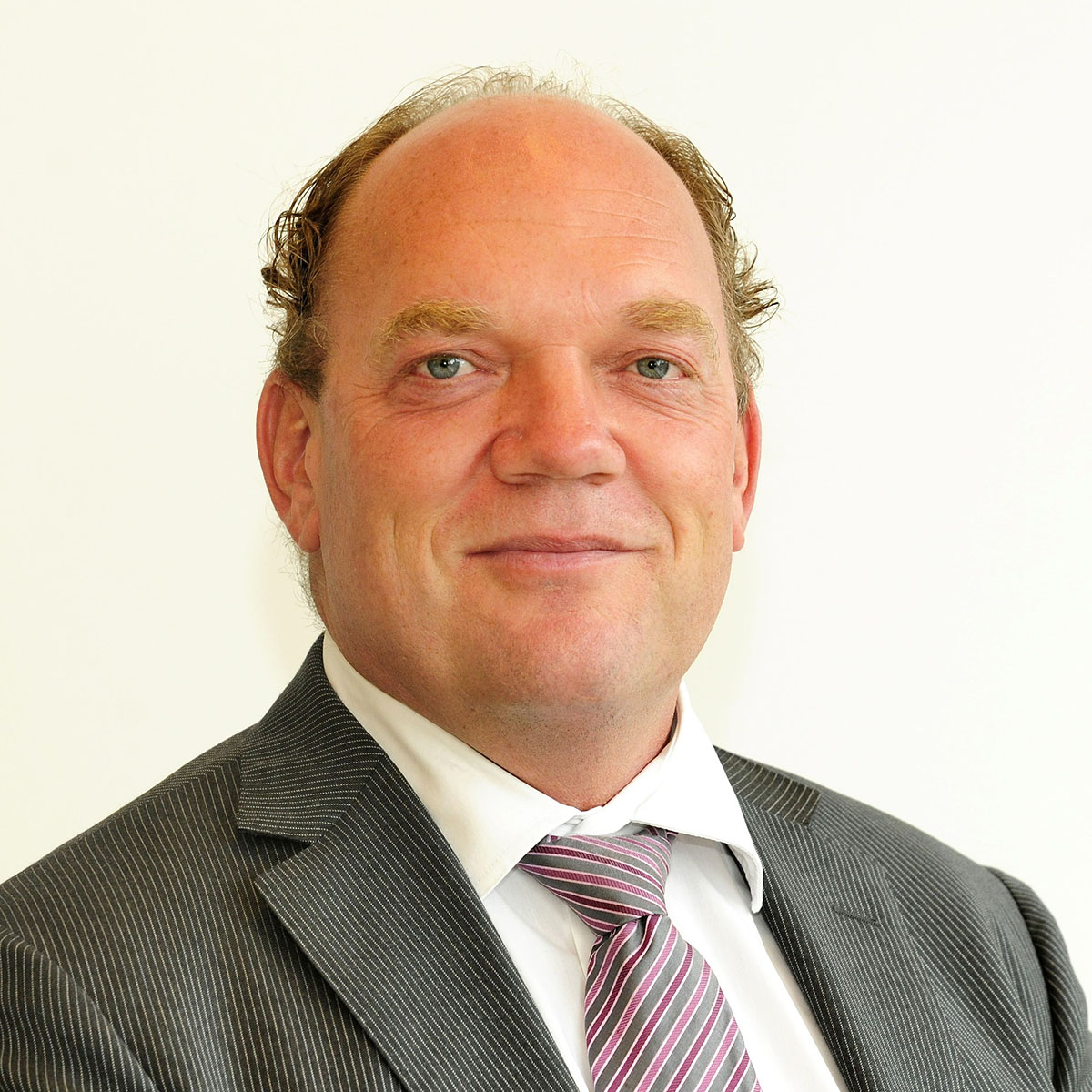 Mediator Aaldrik van Dalen Mediator Aaldrik van Dalen